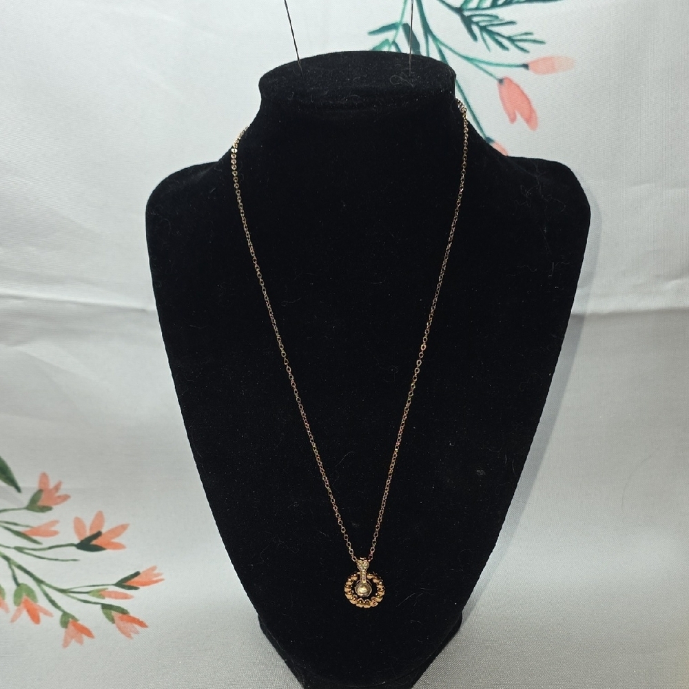 Copper Minimalist Necklace with Pendant